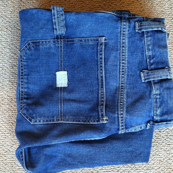 Bundle for cumcgee-jeans and scarf set