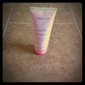 Mary Kay 2 in 1 body wash & shave