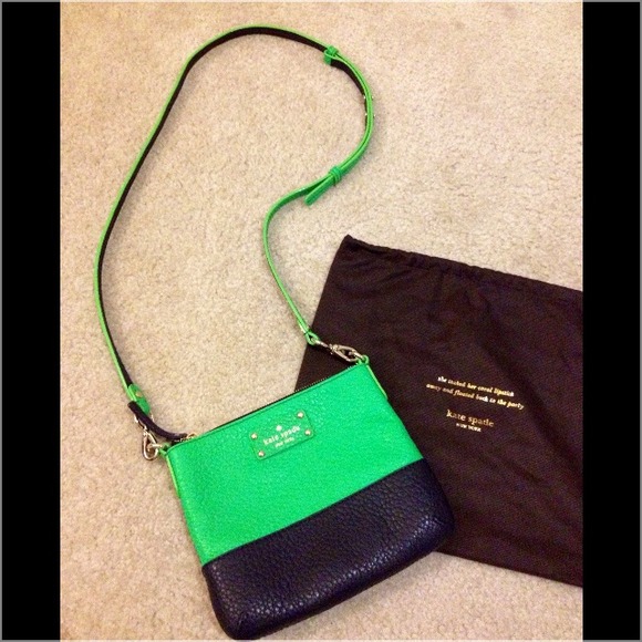 SOLD 🚫🚫Kate Spade Grove Court Cora Crossbody
