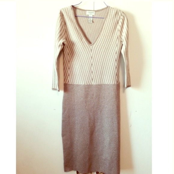 Carmen Marc Valvo Dresses & Skirts - Carmen Marc Valvo Dress!