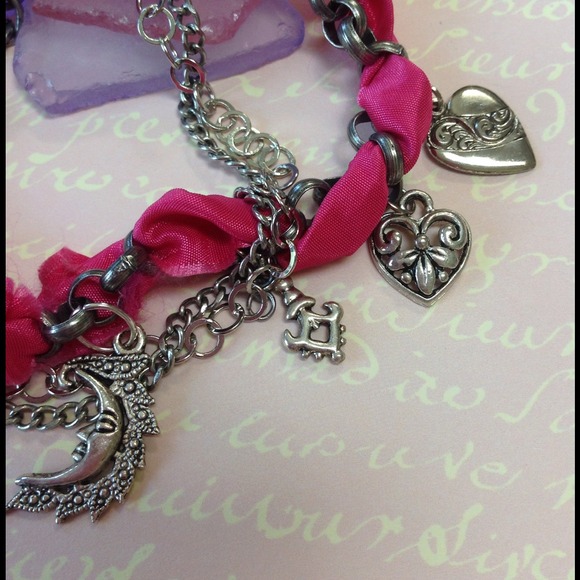 ❌❌SOLD IN BUNDLE❌❌ - Picture 2 of 3