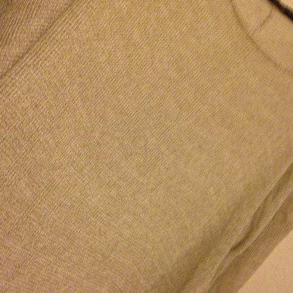 ❌ TRADED ❌ Brandy Melville Carlina Knit - Picture 4 of 4