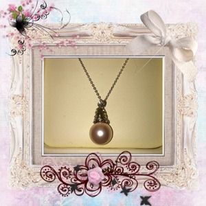 🌸 SOLD🌸Pink pearl with Rhinestones🌸🌸