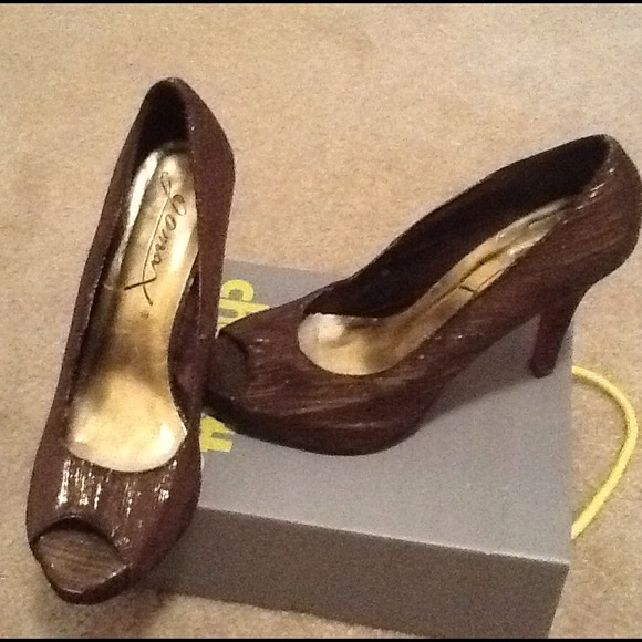 Stilettos, dark brown with gold flakes - Picture 1 of 4