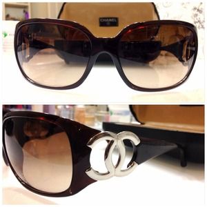 🚫ON HOLD🚫Chanel with Signature CC Logo