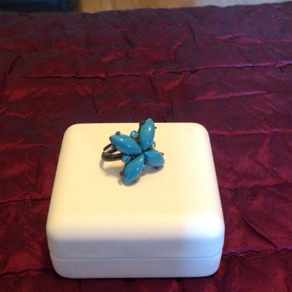 Ring - Picture 2 of 2