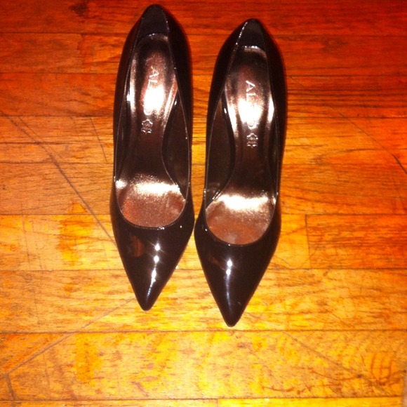 ALDO Patent Leather pumps
