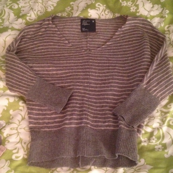 AE sweater