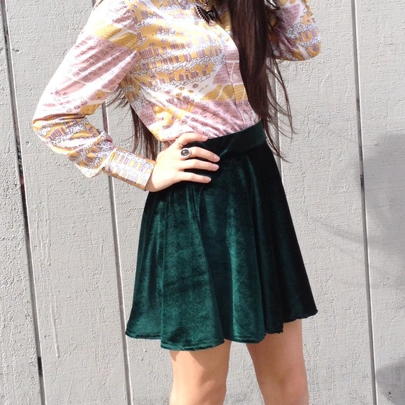 Emerald Green Super soft Velvety Skater Skirt - Picture 3 of 4