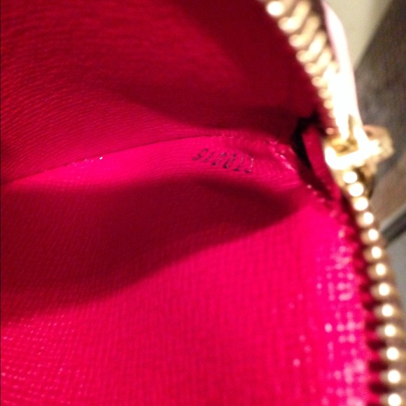 🍒Louis Vuitton🍒SOLD - Picture 4 of 4