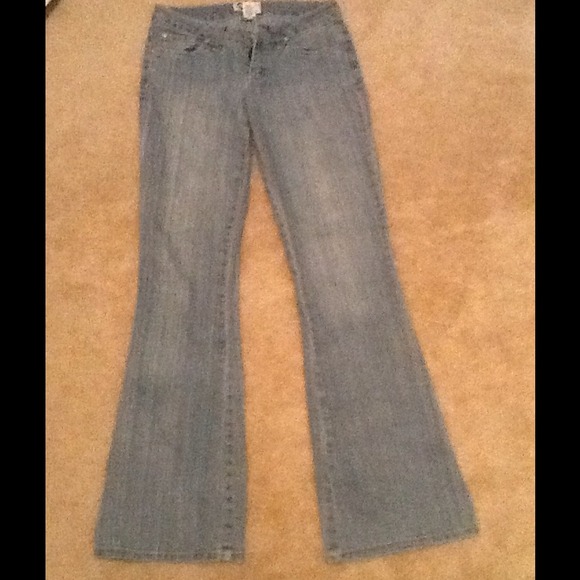 THREE pairs of Jeans,.. 'So' from Kohl's - Picture 4 of 4