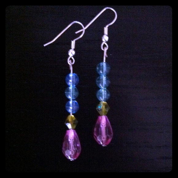 Triple color earrings🌸