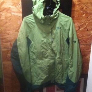 Mountain hard wear coat