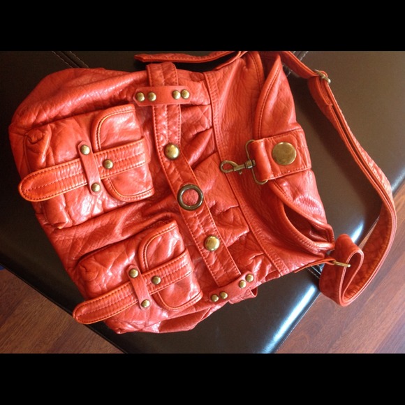 🎭 Fun Fall-colored vegan purse - Picture 2 of 4