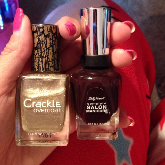 🎉BUNDLE🎉 crackle nail polish with dark purple