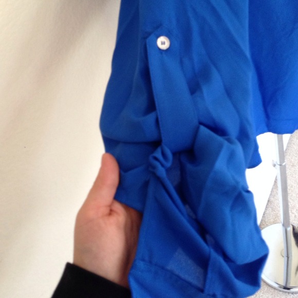 🚨SOLD🚨 Michael Kors blue blouse - Picture 3 of 4