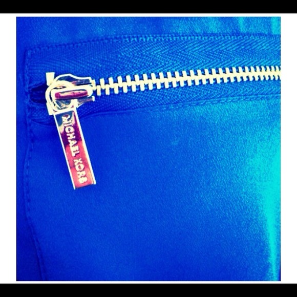 🚨SOLD🚨 Michael Kors blue blouse - Picture 2 of 4