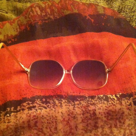 🎉HP2X🎉 Retro Tan Oversized Sunglasses - Picture 3 of 4