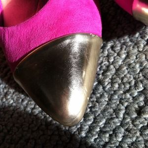 Mossimo Shoes - πCap toe heels. Mossimo Shoes - πCap toe heels.