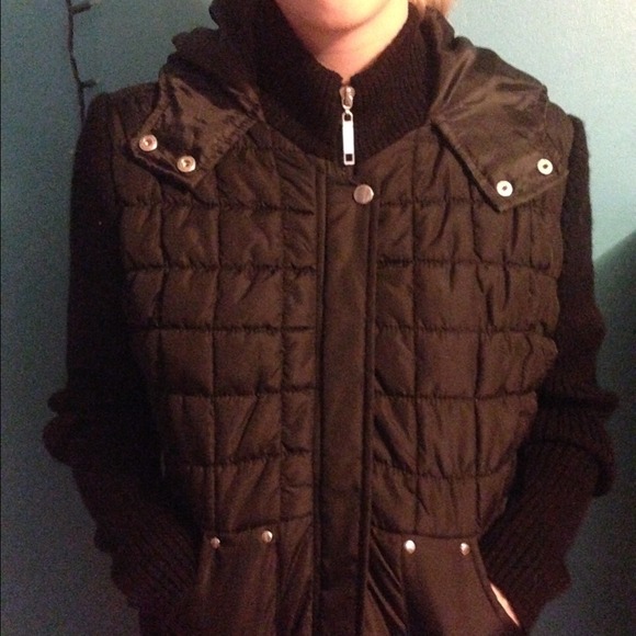 Ashley Jackets & Blazers - Ashely black vest/hoodie