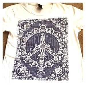 Obey tee $3