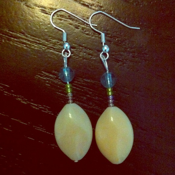 Large beaded earrings🌸