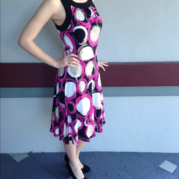 Max & Cleo Dresses & Skirts - Max&Cleo pink, black, white, and tan formal dress