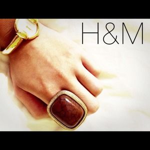 H&M ring