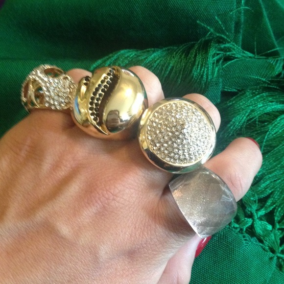 Beautiful fashion stamen rings