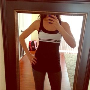 🎈SOLD!🎈 Lululemon TaTa tamer tank size 2