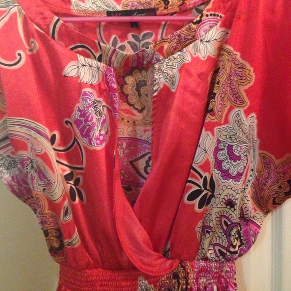 Silky top - Picture 2 of 2