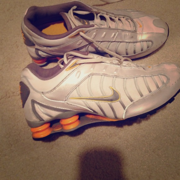 Nike shox