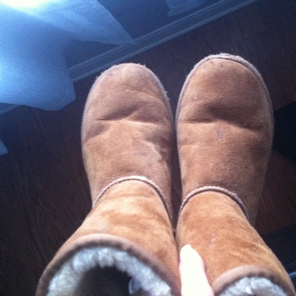 Additional pics of uggs
