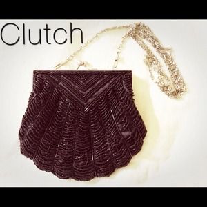 Black clutch