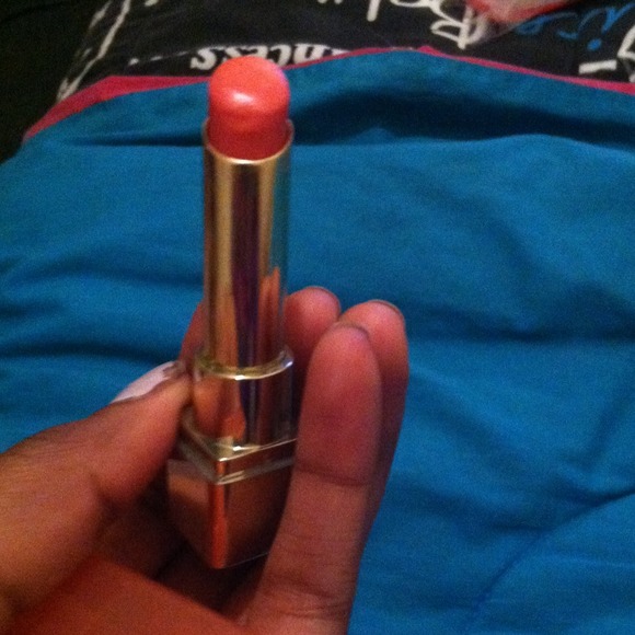 Colour Riche Balm - Picture 2 of 3