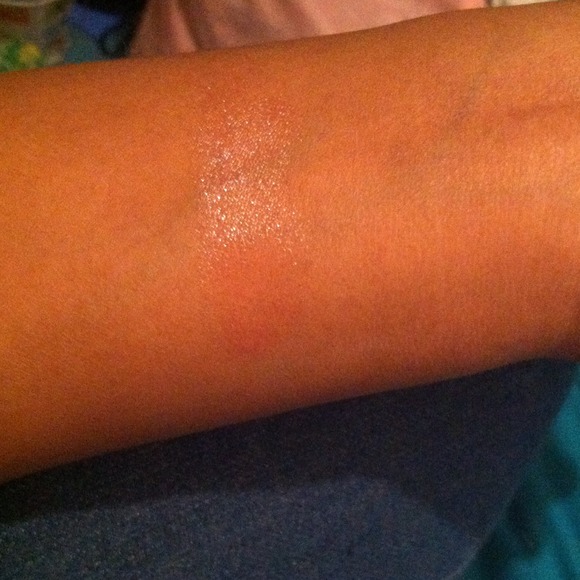 Colour Riche Balm - Picture 3 of 3