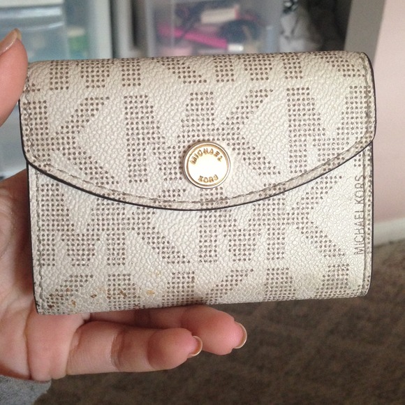 Michael Kors coin pouch