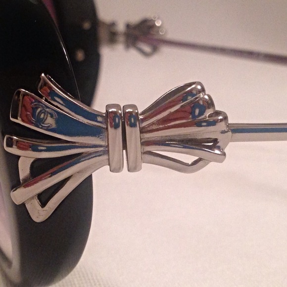 SOLD - Picture 3 of 4