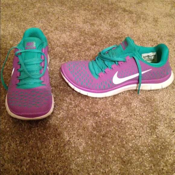 Nike free 3.0 ON HOLD