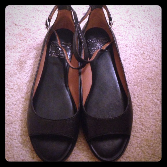 🚫BUNDLED🚫 Lucky Brand Leather Peeptoe Flats