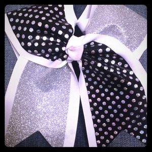 Black and white cheer bow