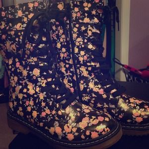 Flowered combat boots