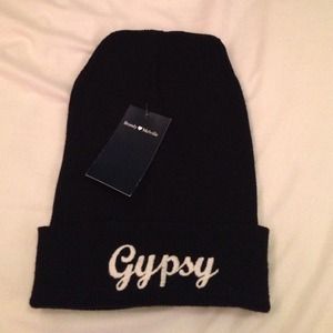 Brandy Melville Gypsy Beanie