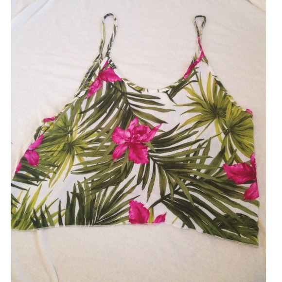 🚫SOLD🚫 hawaiian print brandy tank 🌺🌴
