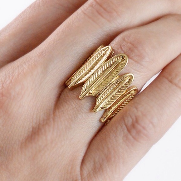 Band of Feathers Ring - Picture 4 of 4