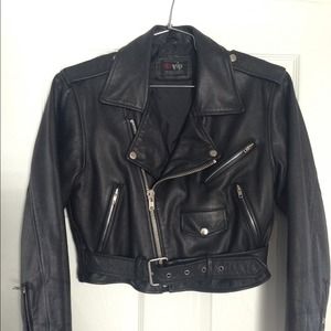 Blk heavy grain super soft motorcycle jacket.
