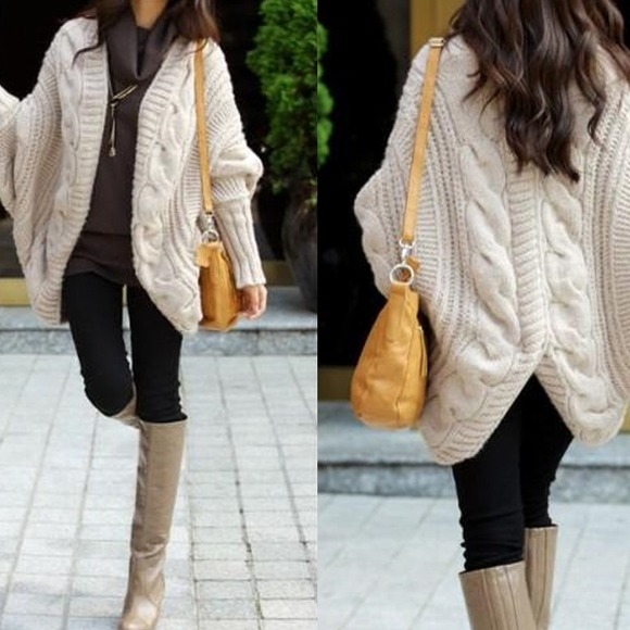 🍁New Low Price! Fall Essential! Cream cardigan🍁