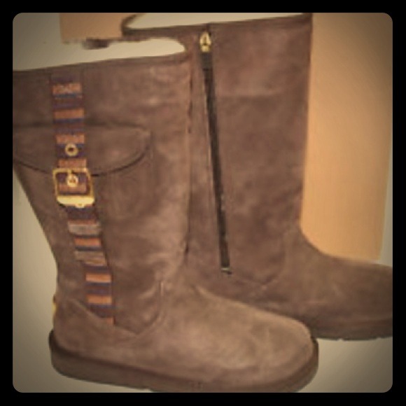 Brown Ugg Boots size 8! - Picture 1 of 1