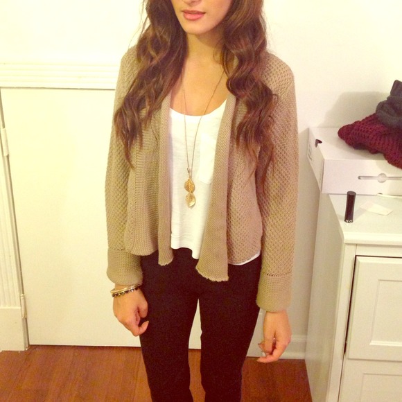 ❌Sold❌ Sandy knit sweater!
