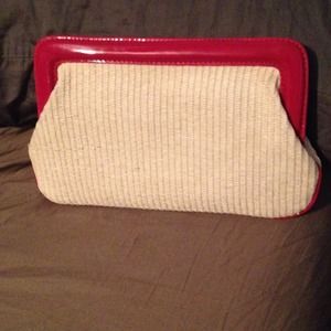 Straw Clutch with Red trim Straw Clutch with Red trim